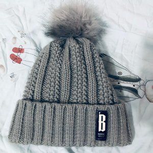 Grey wool hat for women